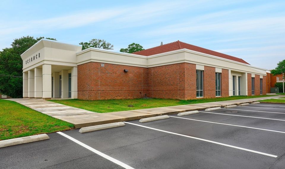 1pearl-river-community-college-decra-metal-roofing-roofscreen-3-960w
