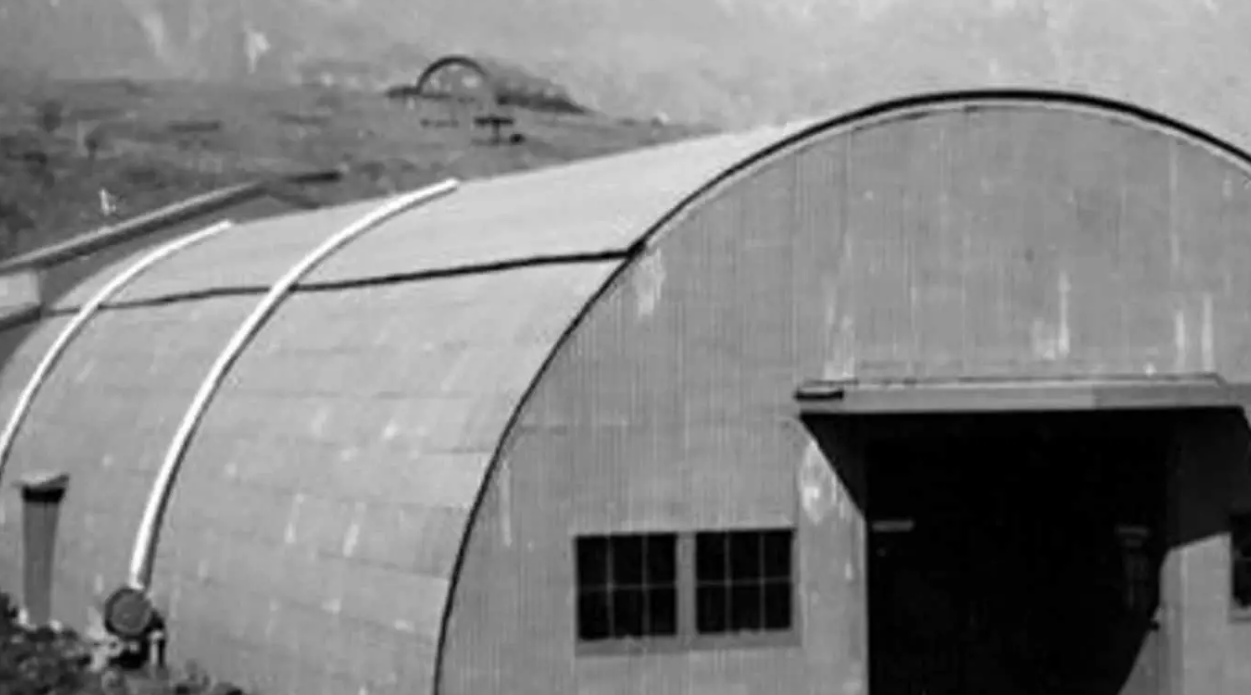 decra-metal-roofing-web-10-things-to-know-history-ww2