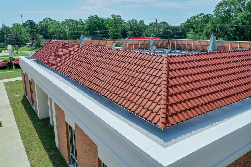 pearl-river-community-college-decra-metal-roofing-roofscreen-1-960w