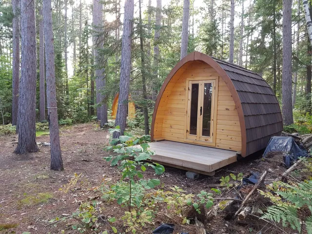 Algonquin-pod-company_1980-640w