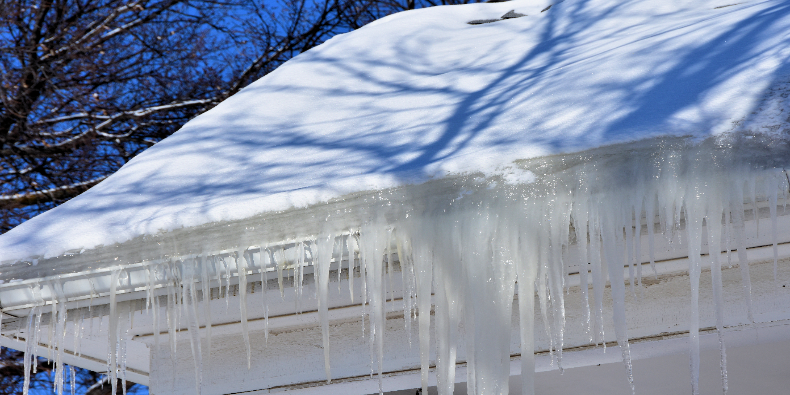 ice dam on roof